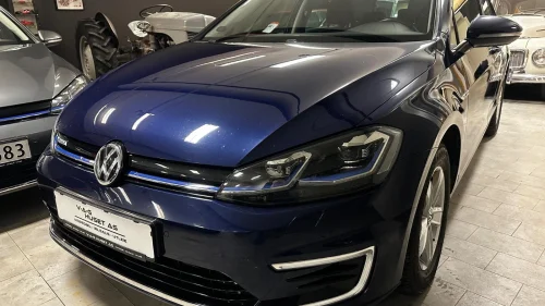 VOLKSWAGEN GOLF Active info display, ryggekamera, keyless, navi