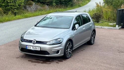 VOLKSWAGEN GOLF EGolf, SKINN, KAMERA, KEYLESS, ACTIVE, LED, NORSK