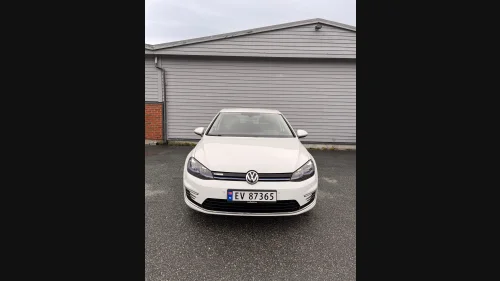 VOLKSWAGEN GOLF E-golf