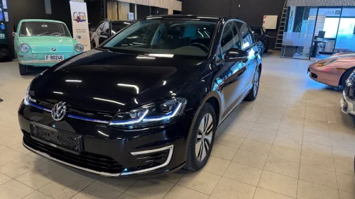 VOLKSWAGEN GOLF Garanti/ R.Kam/ DAB/V.Pumpe/ NY EU/ Info Display/