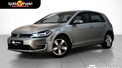 VOLKSWAGEN GOLF Exclusive / R.KAM / ACTIVE INFO / NY SERV. / EU 2028