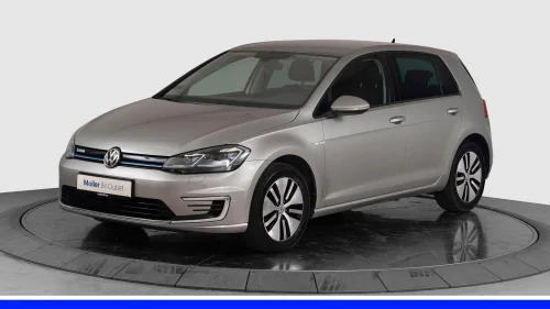 VOLKSWAGEN GOLF 136hk Kampanje - R.Kam, LED, Navi, ACC