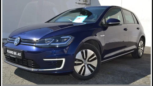 VOLKSWAGEN GOLF E Golf 136hk Exklusiv Skinnseter Dig.dashbord Navi ACC