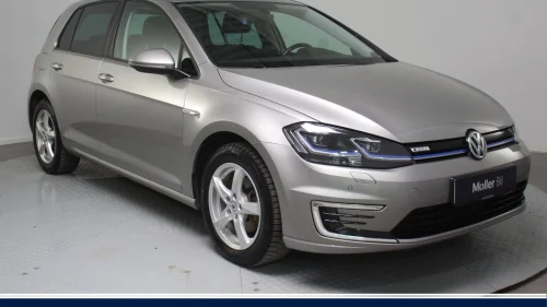 VOLKSWAGEN GOLF E-golf 136 hk - R.Kam, LED, Keyless, Navi