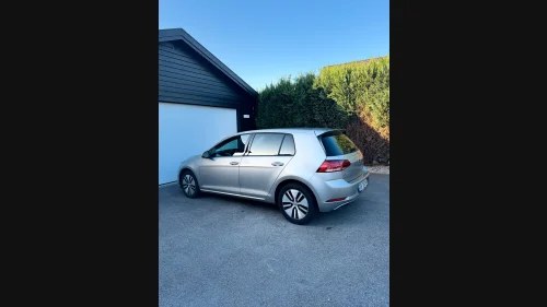 VOLKSWAGEN GOLF Billig facelift E-Golf Exclusive, topputstyrt!