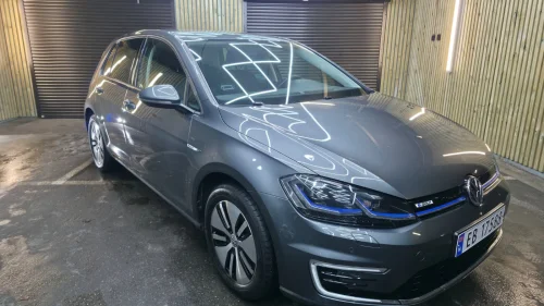VOLKSWAGEN GOLF (K)