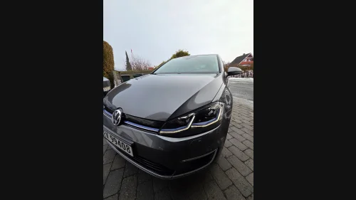 VOLKSWAGEN GOLF VW eGolf Exclusive (K)