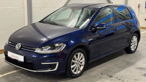 VOLKSWAGEN GOLF e-Golf Exclusive Skinn Navi Ryggekamera