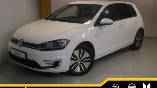 VOLKSWAGEN GOLF e-Golf 36kWh Comfo 100 LAV KM!|EN EIER!|ACC|R.kam+++
