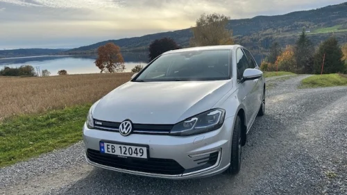 VOLKSWAGEN GOLF Exclusive (K)