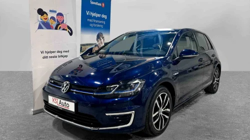 VOLKSWAGEN GOLF Exclusive-Skinn-Active info-ACC-Kamera