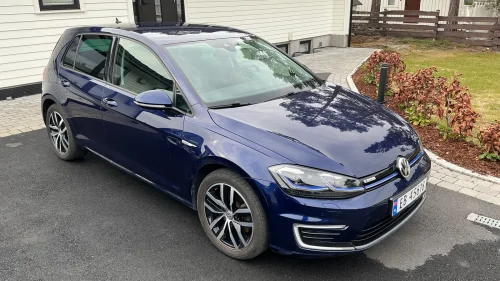 VOLKSWAGEN GOLF Exclusive (K)