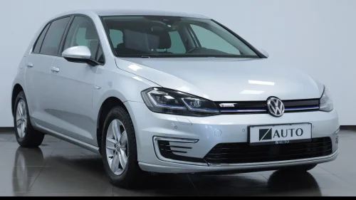 VOLKSWAGEN GOLF 100KW 300KM/SKINN/ACC/NAVI/KAMERA/PDC/ACTIVE INFO/DAB