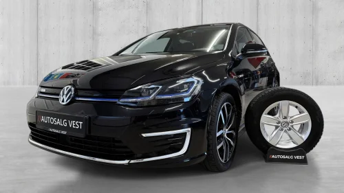 VOLKSWAGEN GOLF E-Golf Exclusive/Skinn/V.Pumpe/Navi/ACC/Kamera/Sensor