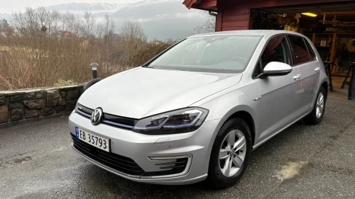 VOLKSWAGEN GOLF Exclusive (K)