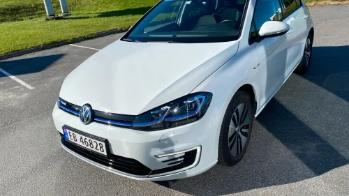VOLKSWAGEN GOLF Basic