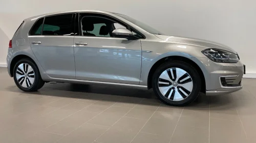 VOLKSWAGEN GOLF 136HK Led/Ryggekamera/Keyless