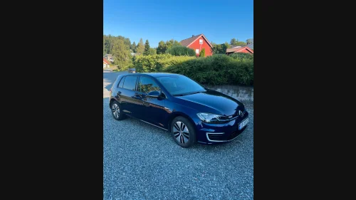 VOLKSWAGEN GOLF (K)