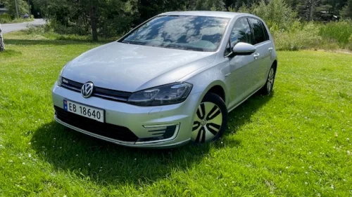 VOLKSWAGEN GOLF Exclusive (K)