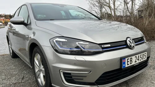 VOLKSWAGEN GOLF Exclusive (K)