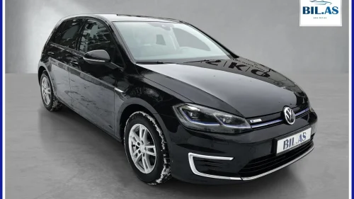 VOLKSWAGEN GOLF Exclusive/Topputstyrt/ACC/Ryggekamera/Keyless/DAB/LED