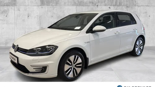 VOLKSWAGEN GOLF Exclusive Skinnseter/Varmepumpe/Kamera/ACC/Navigasjon