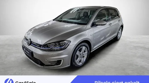 VOLKSWAGEN GOLF Exclusive 300km/ Topputstyrt/ Norsk/ A.Info/ Skinn/ ACC