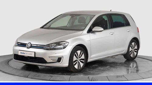 VOLKSWAGEN GOLF 136 hk Exclusive Kamp - R.Kam, ActiveInfo, Skinn