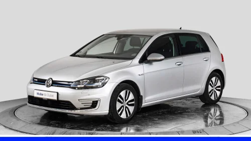 VOLKSWAGEN GOLF 136hk Exclusive Kamp  - R.Kam, LED, Navi, Skinn