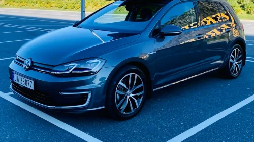 VOLKSWAGEN GOLF Exclusive (K)