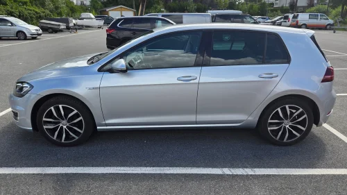 VOLKSWAGEN GOLF Exclusive (K)