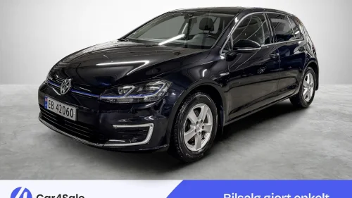 VOLKSWAGEN GOLF Exclusive 300km/ A.Info/ Navi High/ 1 Eier/ Skinn/ DAB+