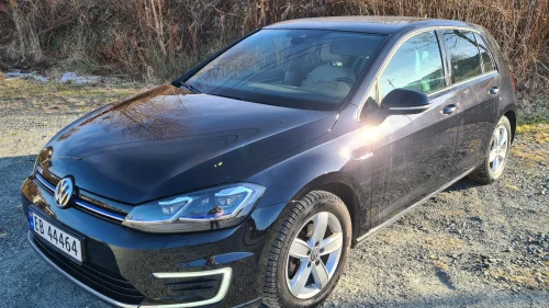 VOLKSWAGEN GOLF Exclusive (K)