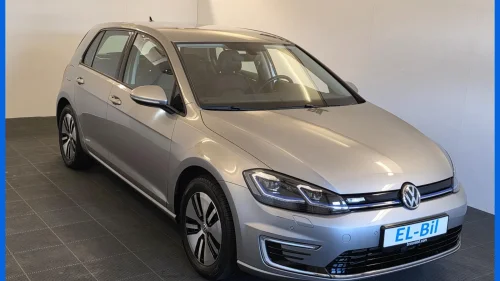 VOLKSWAGEN GOLF E-GOLF LR 231KM WLTP /SKINN/ ACC/NAVI/KUN 23.800 KM