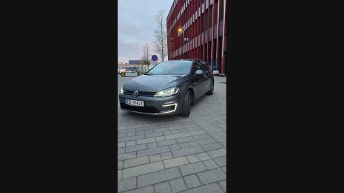VOLKSWAGEN GOLF Exclusive. Nybil garanti. Alt utstyr.