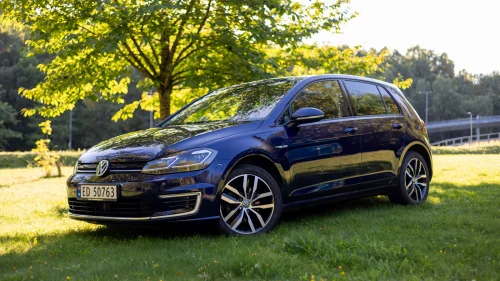VOLKSWAGEN GOLF TOPPUTSTYRT - Final Edition (K)