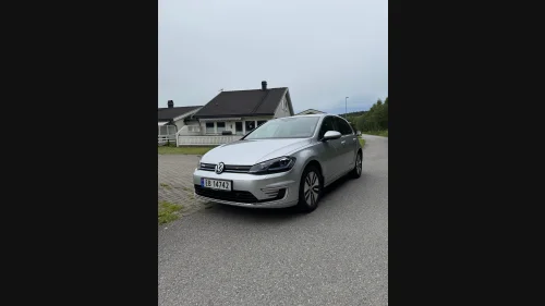 VOLKSWAGEN GOLF (K)