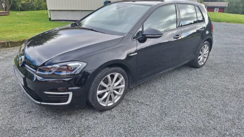 VOLKSWAGEN GOLF Exclusive (K)