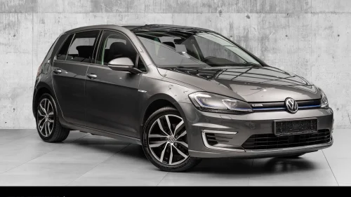 VOLKSWAGEN GOLF Exclusive, Skinn, Kamera, Active Info, Dynaudio+++