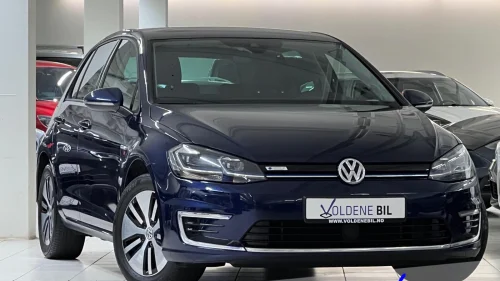 VOLKSWAGEN GOLF EXCLUSIVE // VIRTUAL COCKPIT-SKINN-AD.CRUISE-KAMERA