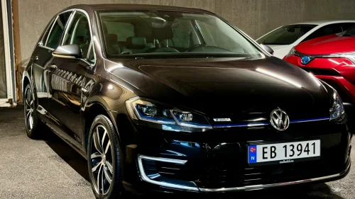 VOLKSWAGEN GOLF Exclusive (K)