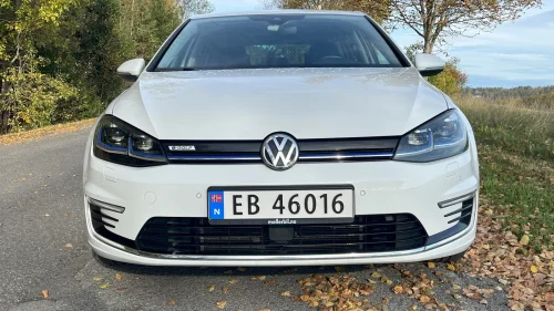 VOLKSWAGEN GOLF E-golf exclusive Keyless/Skinn/Digitalt-display