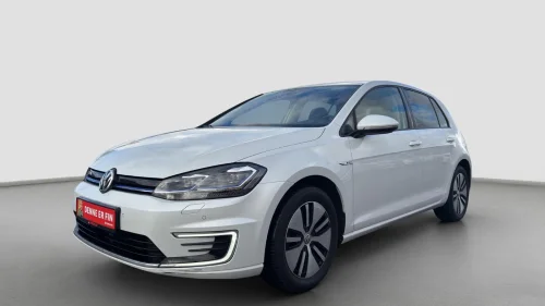 VOLKSWAGEN GOLF GOLF Exclusive/Skinn/R.kamera/ACC/DAB+/Carplay/Navi++