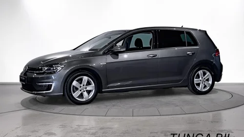 VOLKSWAGEN GOLF Exclusive, Skinn, ACC, Ryggekamera | kr. 1.490,-/mnd