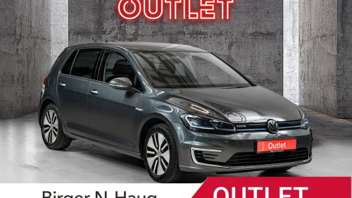 VOLKSWAGEN GOLF Comfortline |OUTLET|KAMERA|P. SENOSRER|ADAPTIV CRUISE|