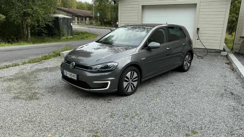 VOLKSWAGEN GOLF Exclusive (K)