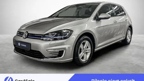 VOLKSWAGEN GOLF Exclusive 300km/ Topputstyrt/ Norsk/ A.Info/ Skinn/ ACC