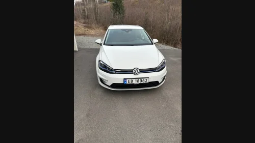 VOLKSWAGEN GOLF Exclusive