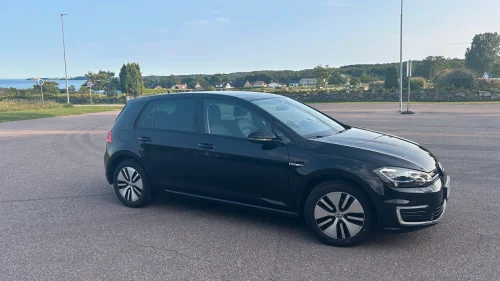 VOLKSWAGEN GOLF E-GOLF 136 HK EXCLUSIVE KAMP