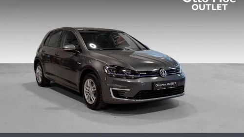 VOLKSWAGEN GOLF 100 KW | KAMERA | LED | ACC | NAVI | SKINN | SPORTSETE